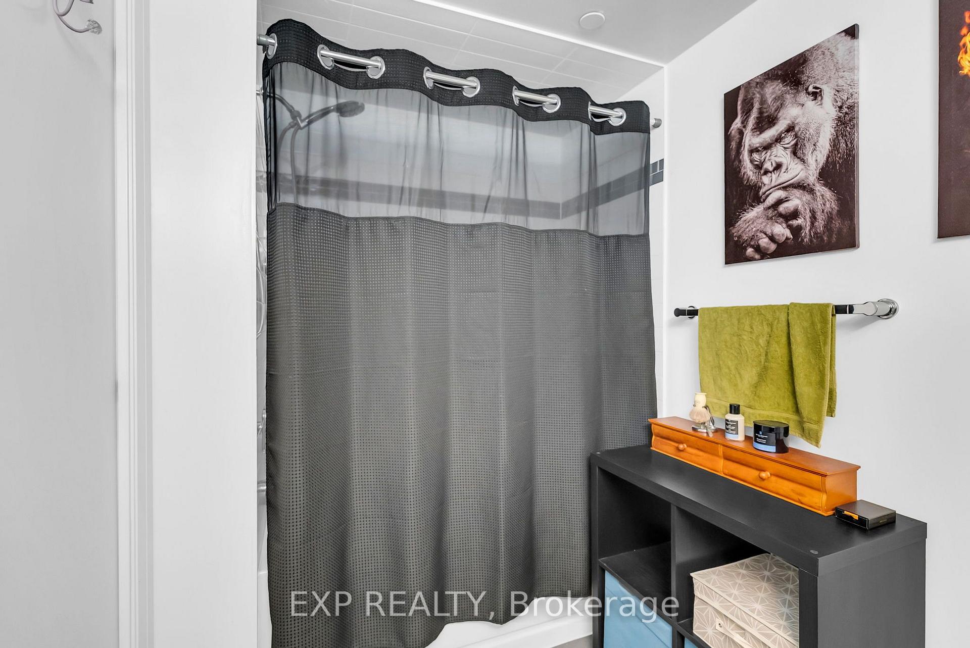Photo 27 of Unit 421, 4800 Highway 7, Vaughan, East Woodbridge — HOMEH