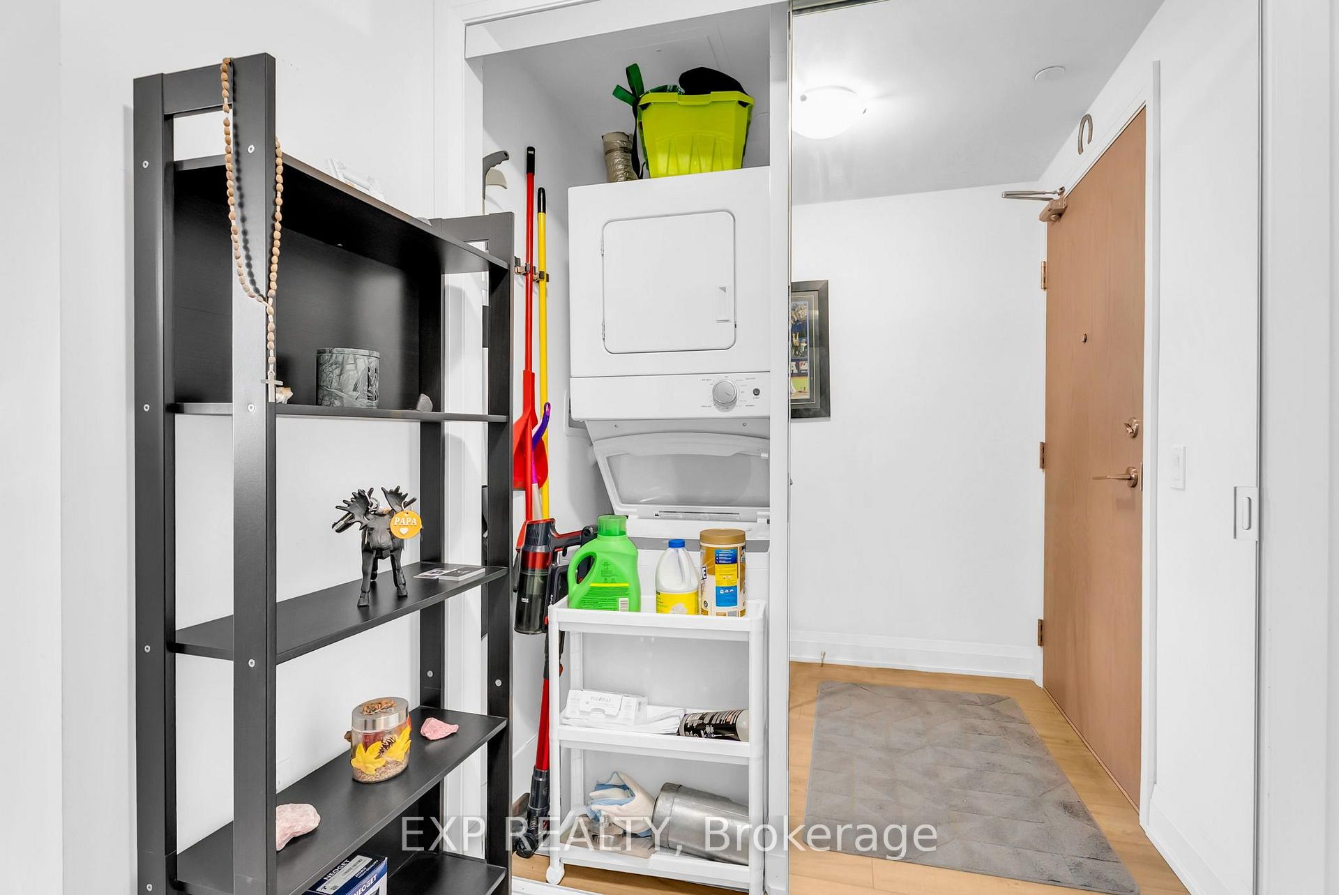 Photo 31 of Unit 421, 4800 Highway 7, Vaughan, East Woodbridge — HOMEH