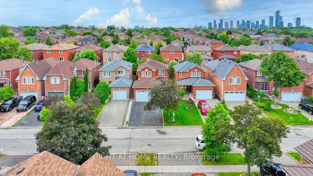 Photo 1 of 4769 Rosebush Road, Mississauga, East Credit — HOMEH