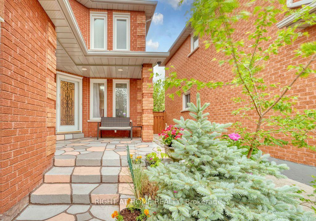Photo 5 of 4769 Rosebush Road, Mississauga, East Credit — HOMEH