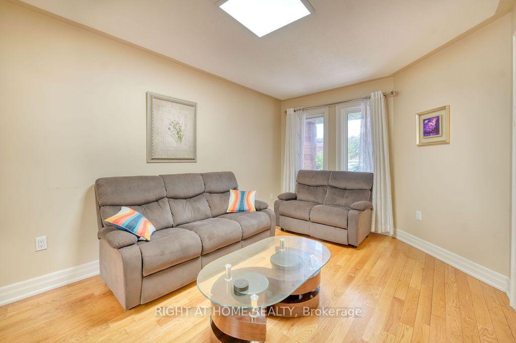 Photo 9 of 4769 Rosebush Road, Mississauga, East Credit — HOMEH
