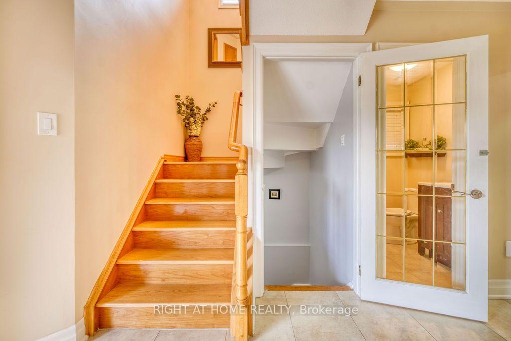 Photo 16 of 4769 Rosebush Road, Mississauga, East Credit — HOMEH