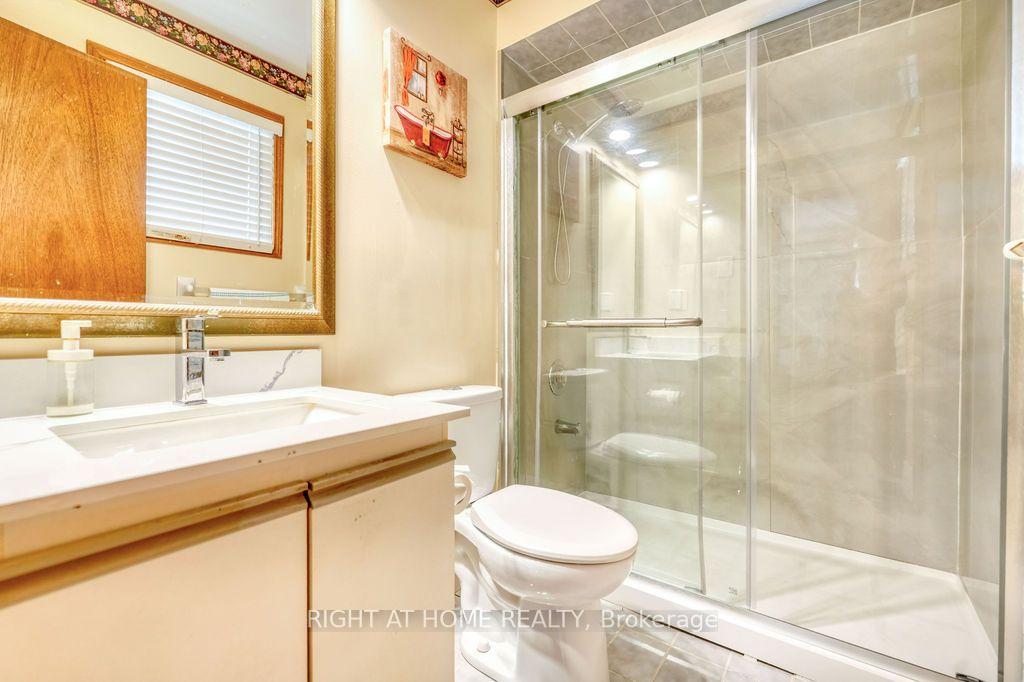 Photo 20 of 4769 Rosebush Road, Mississauga, East Credit — HOMEH