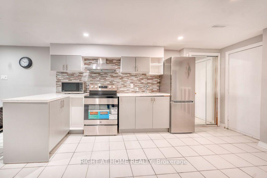 Photo 26 of 4769 Rosebush Road, Mississauga, East Credit — HOMEH