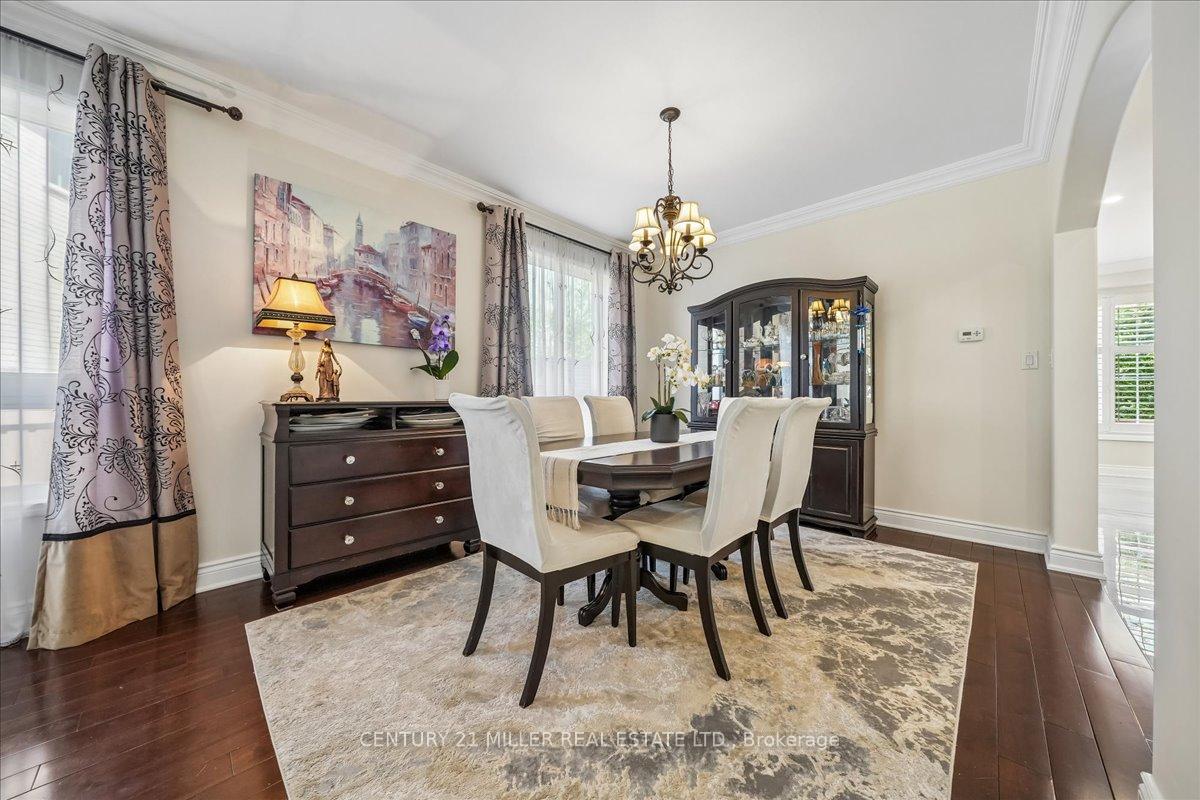 Photo 6 of 2371 Calloway Drive, Oakville, Westmount — HOMEH