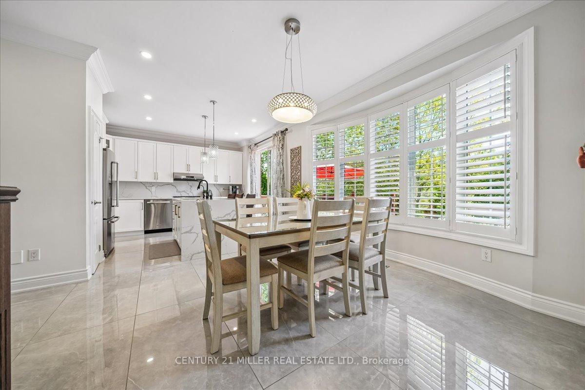 Photo 11 of 2371 Calloway Drive, Oakville, Westmount — HOMEH