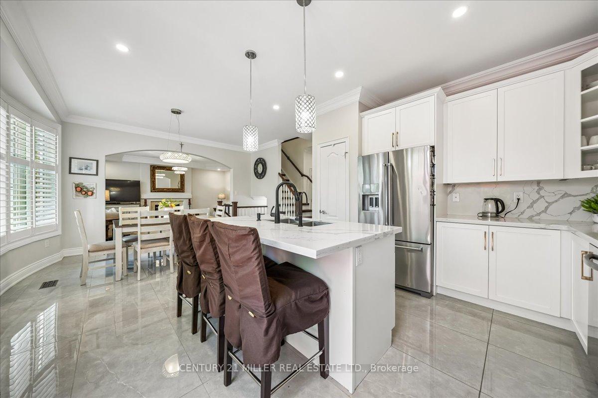 Photo 13 of 2371 Calloway Drive, Oakville, Westmount — HOMEH