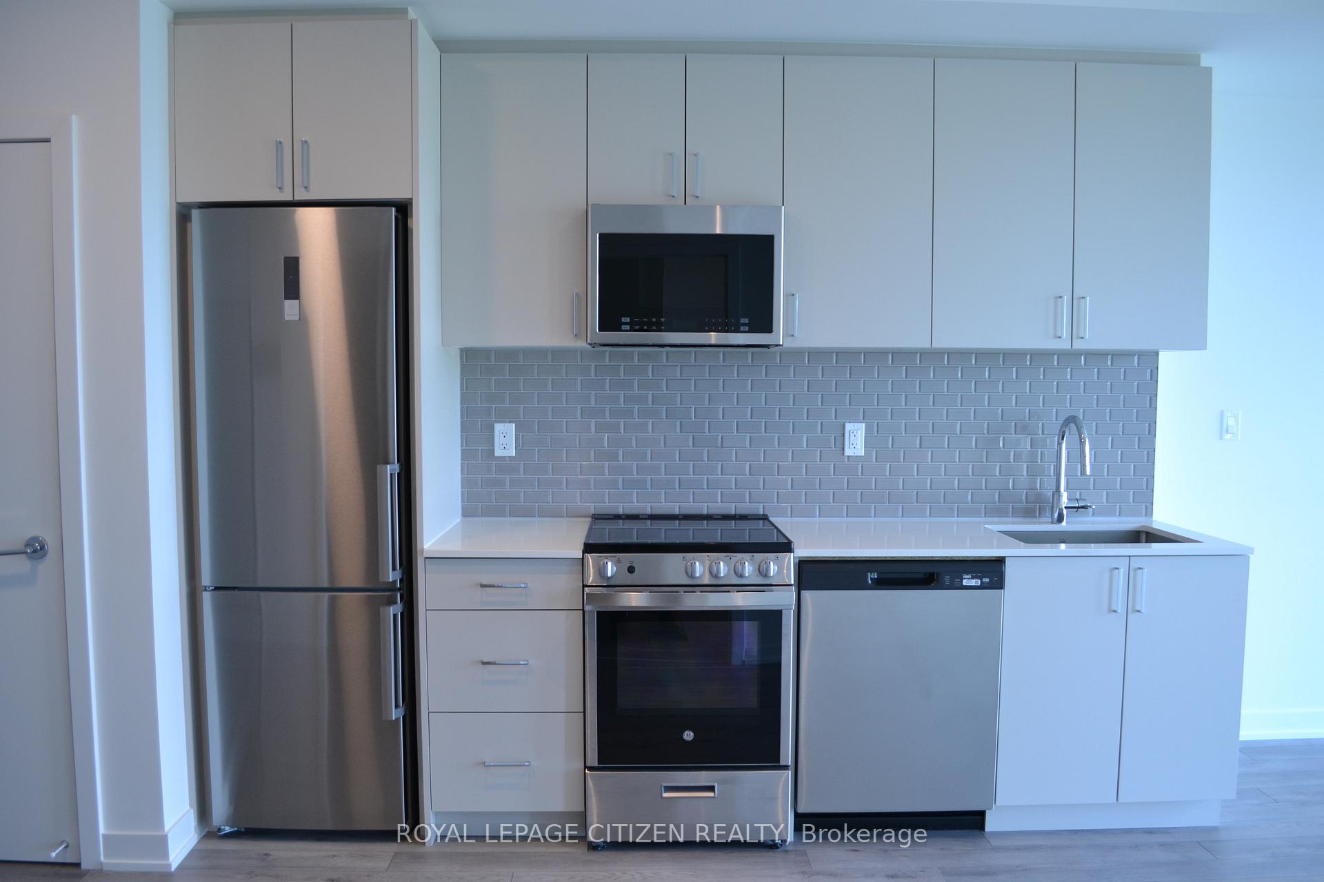 Photo 15 of Unit 347, 1005 Dundas Street E, Oakville, Joshua Meadows — HOMEH