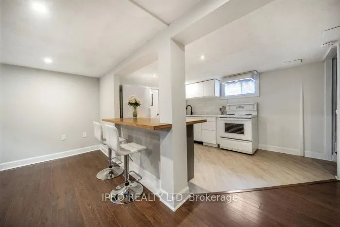 Photo 32 of 146 Glencarry Avenue, Hamilton, Glenview — HOMEH