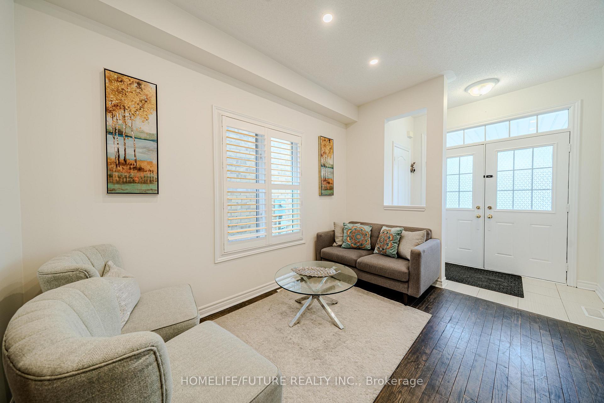 Photo 4 of 1515 Dusty Drive, Pickering, Duffin Heights — HOMEH