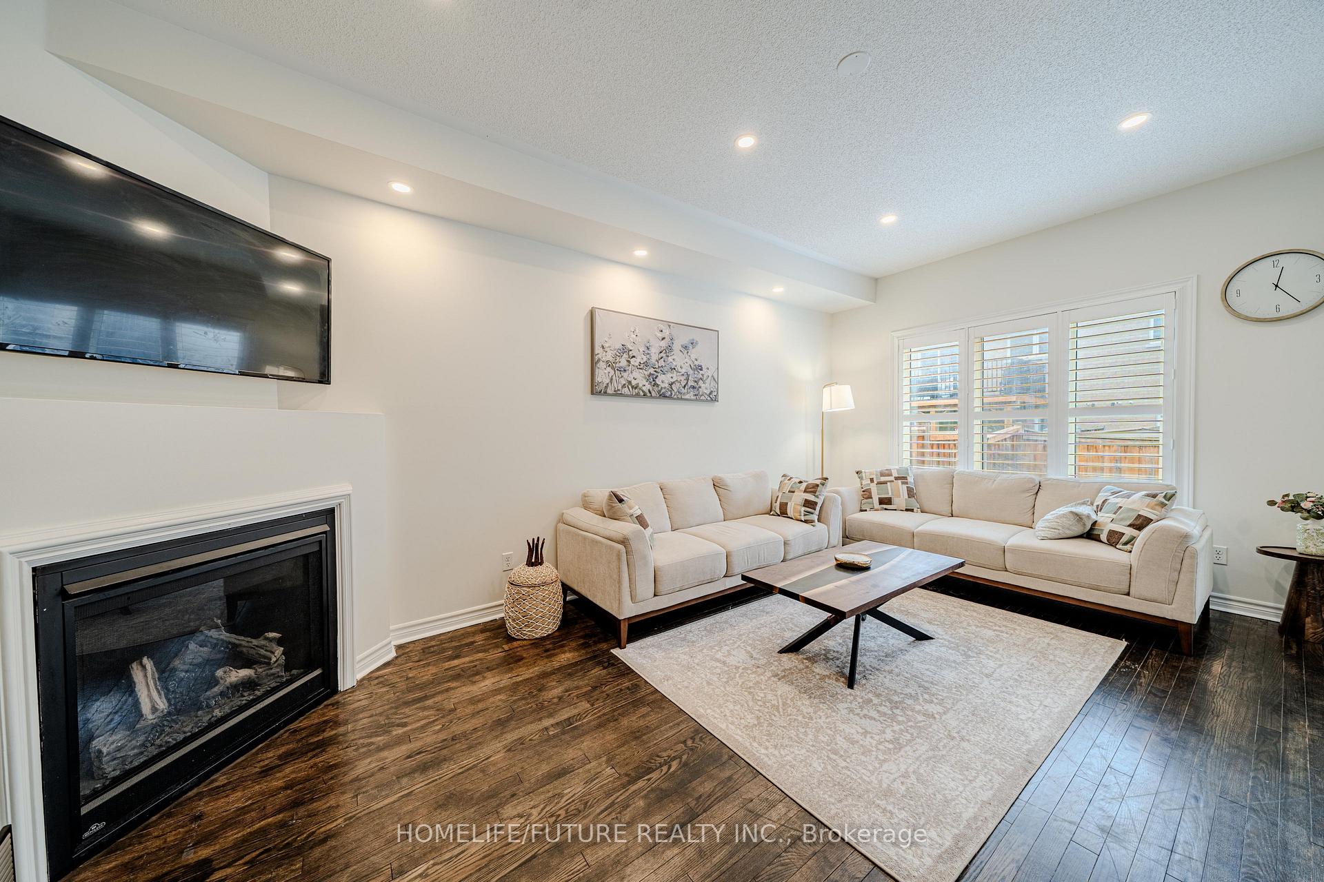 Photo 5 of 1515 Dusty Drive, Pickering, Duffin Heights — HOMEH