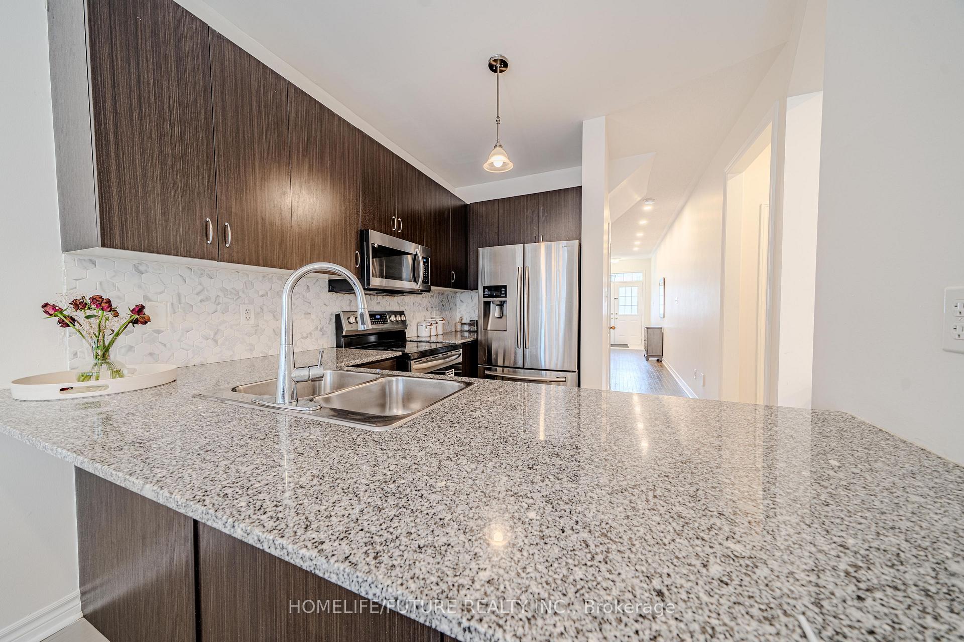 Photo 7 of 1515 Dusty Drive, Pickering, Duffin Heights — HOMEH