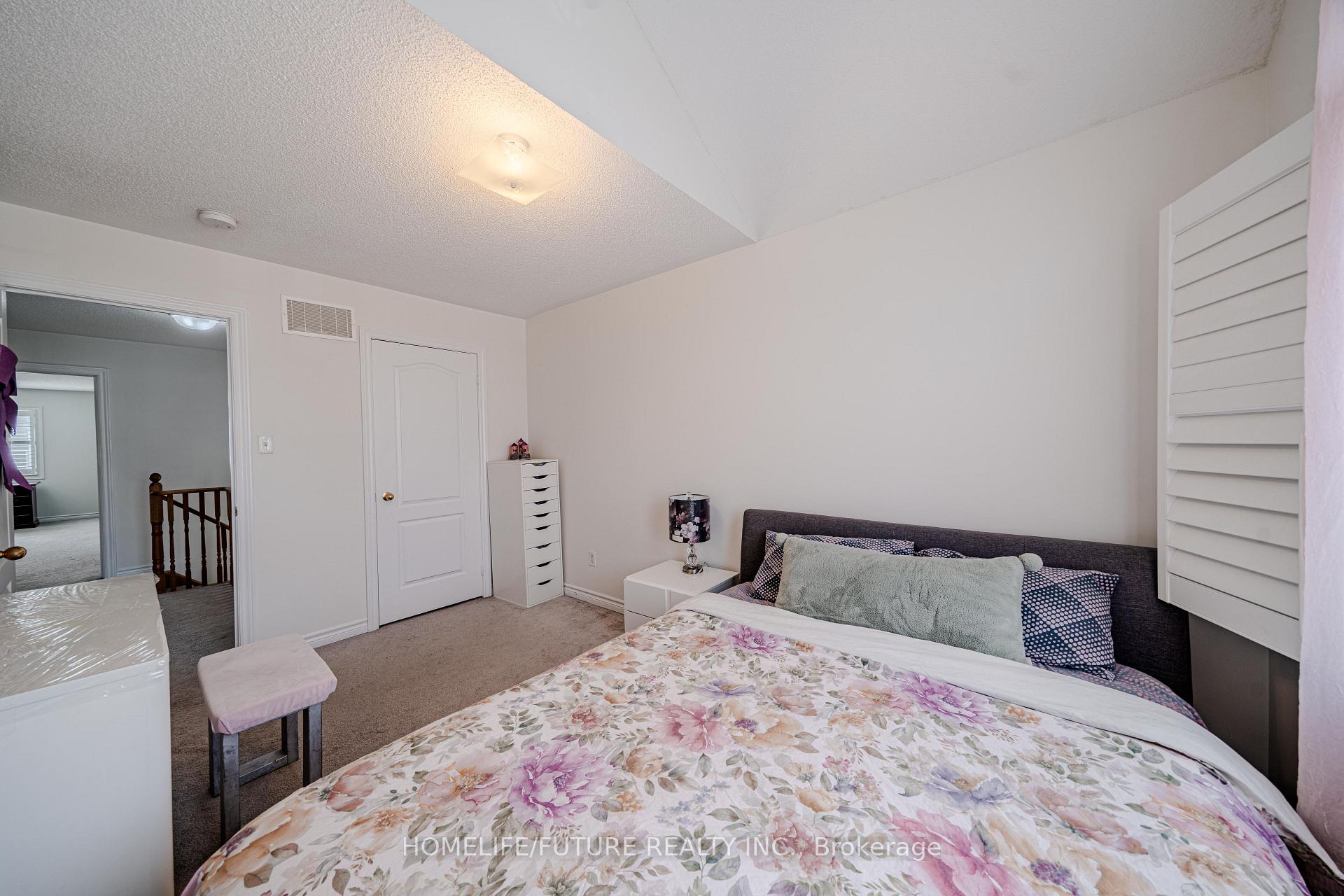 Photo 12 of 1515 Dusty Drive, Pickering, Duffin Heights — HOMEH