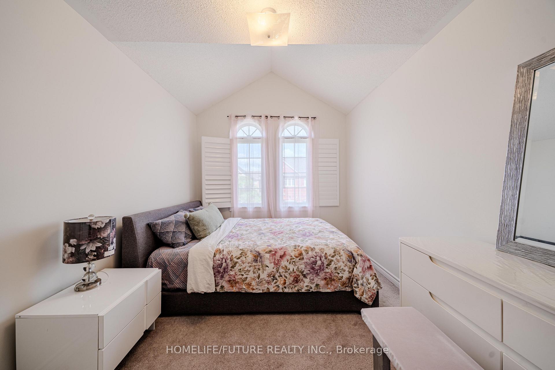 Photo 13 of 1515 Dusty Drive, Pickering, Duffin Heights — HOMEH
