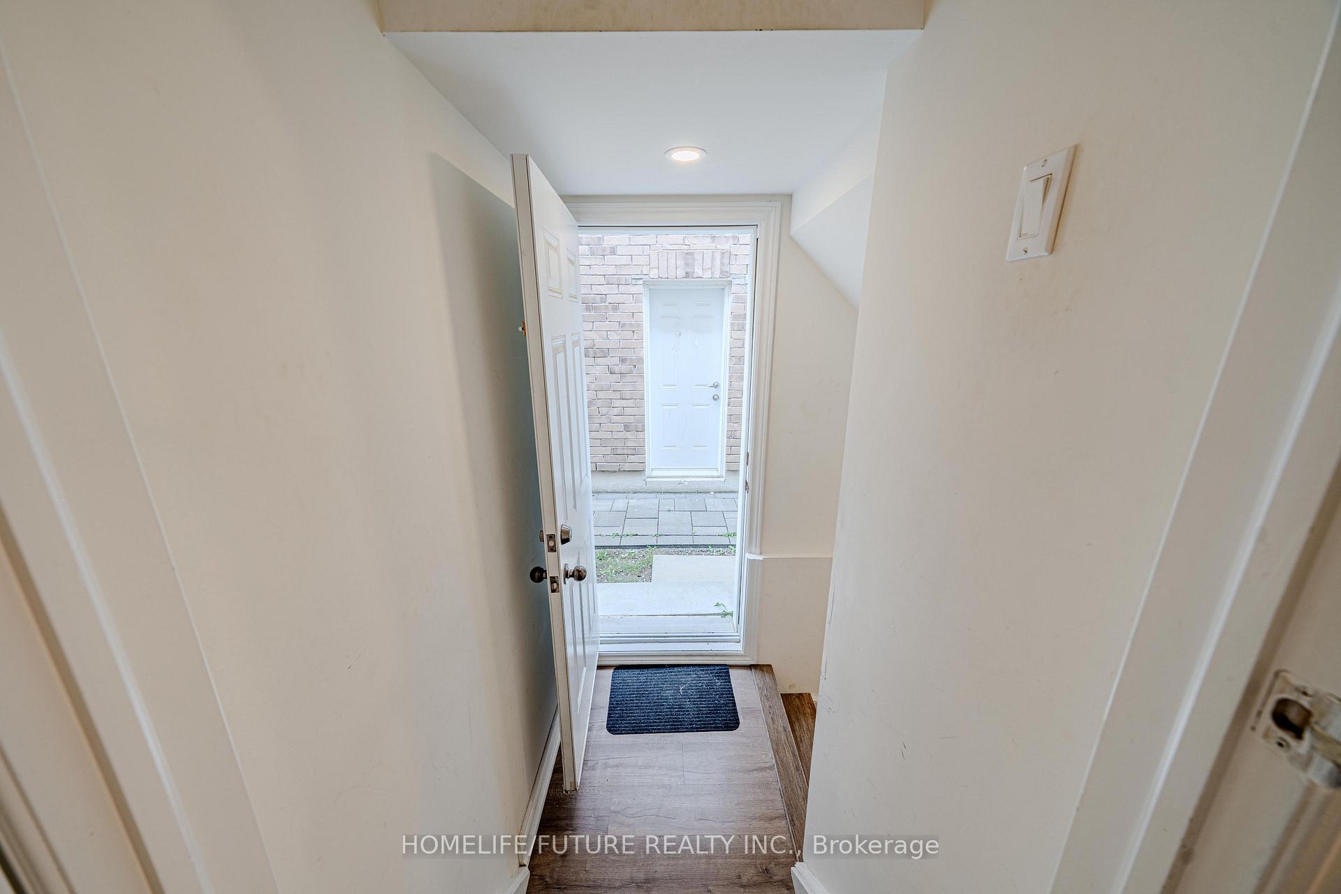 Photo 17 of 1515 Dusty Drive, Pickering, Duffin Heights — HOMEH