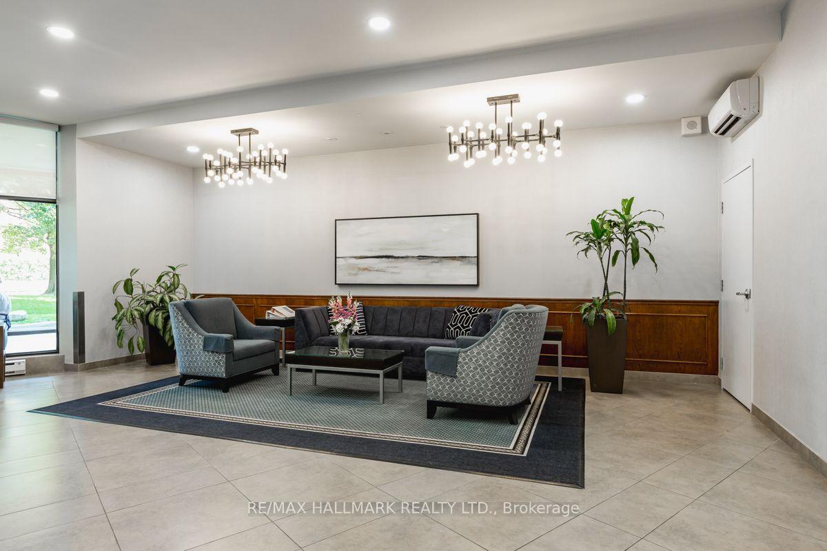 Photo 5 of Unit 1201, 980 Broadview Avenue, Toronto, Broadview North — HOMEH