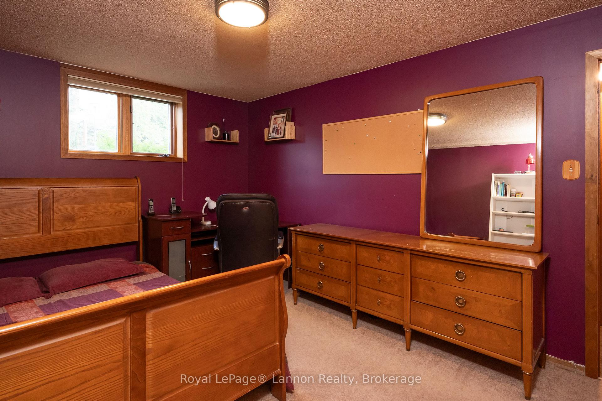 Photo 41 of 110 Chercover Drive, Thunder Bay, John Street South — HOMEH