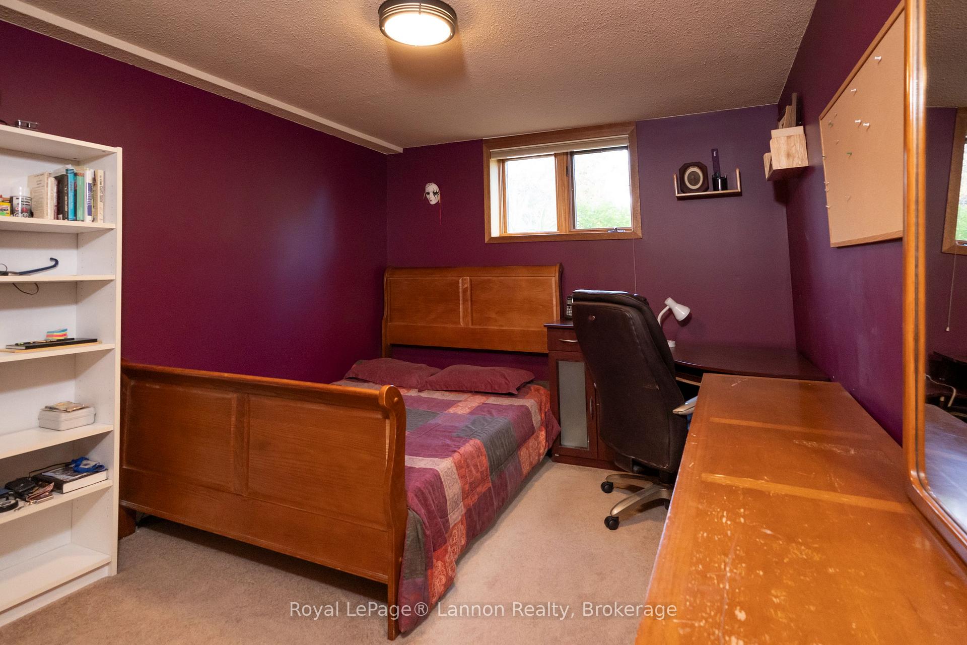 Photo 22 of 110 Chercover Drive, Thunder Bay, John Street South — HOMEH