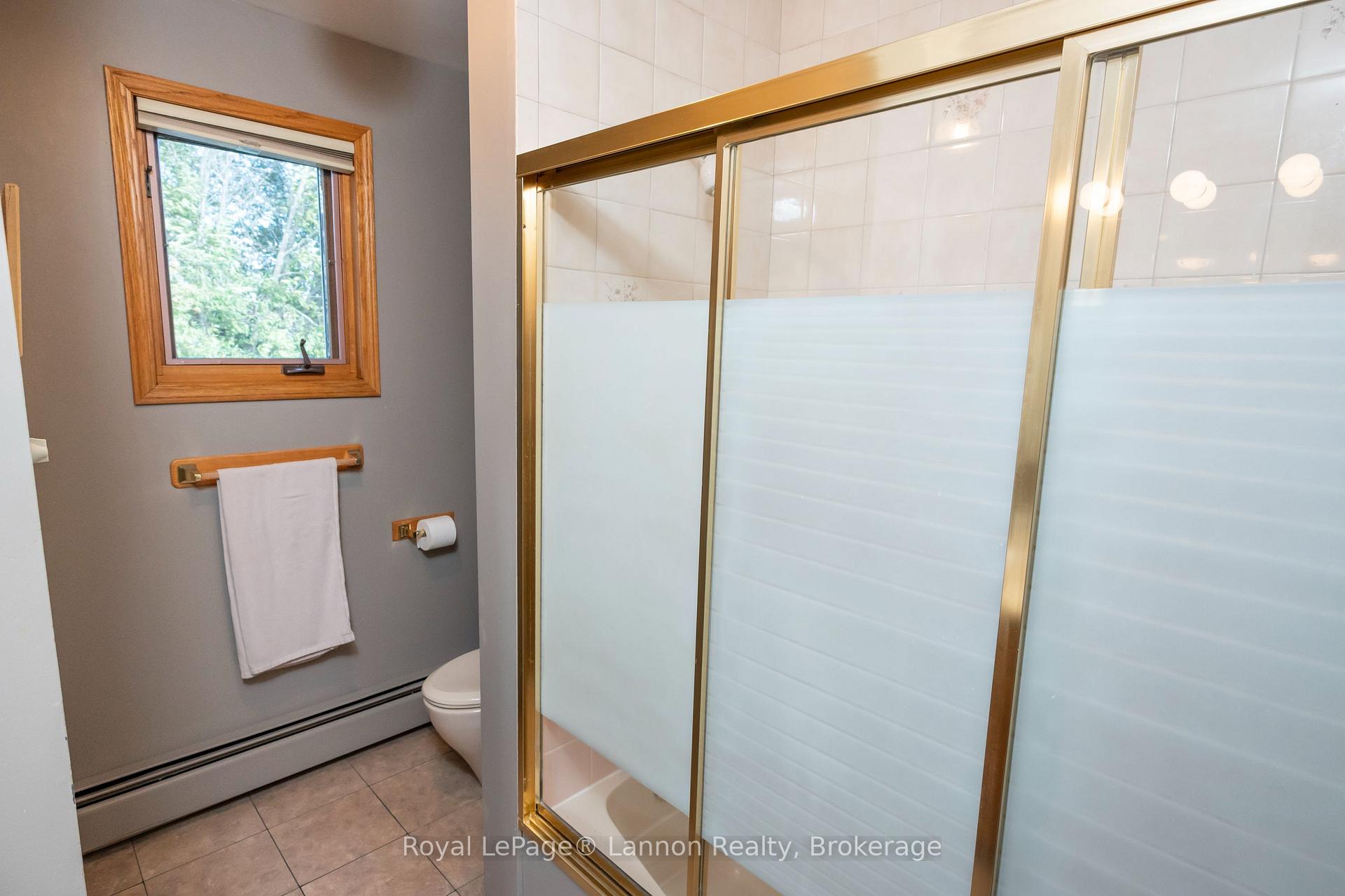 Photo 30 of 110 Chercover Drive, Thunder Bay, John Street South — HOMEH
