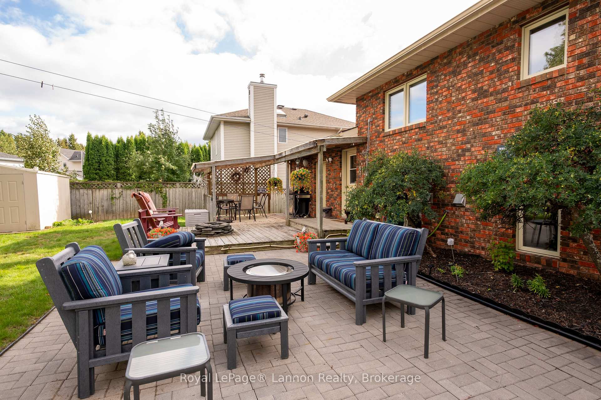 Photo 50 of 110 Chercover Drive, Thunder Bay, John Street South — HOMEH