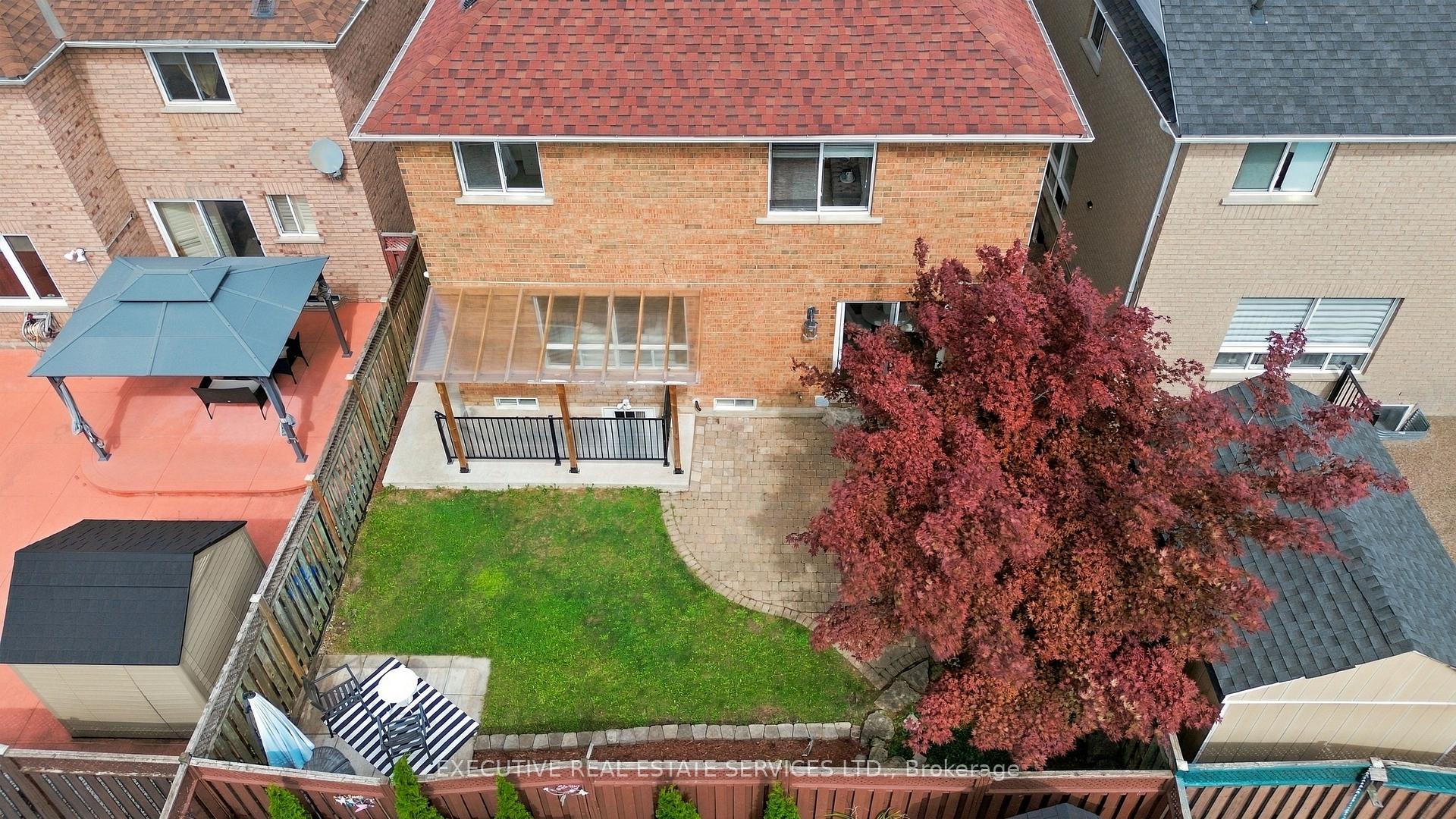 Photo 45 of 184 Queen Mary Drive, Brampton, Fletcher's Meadow — HOMEH