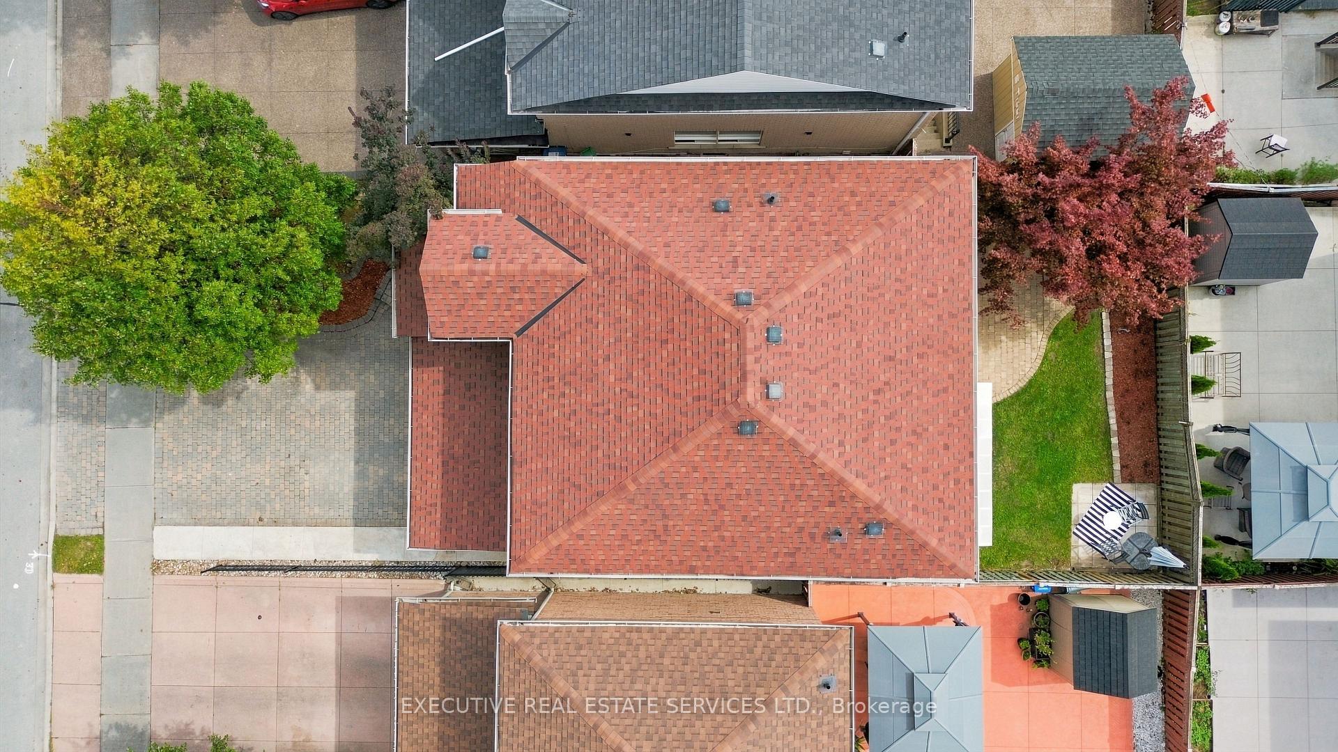 Photo 46 of 184 Queen Mary Drive, Brampton, Fletcher's Meadow — HOMEH