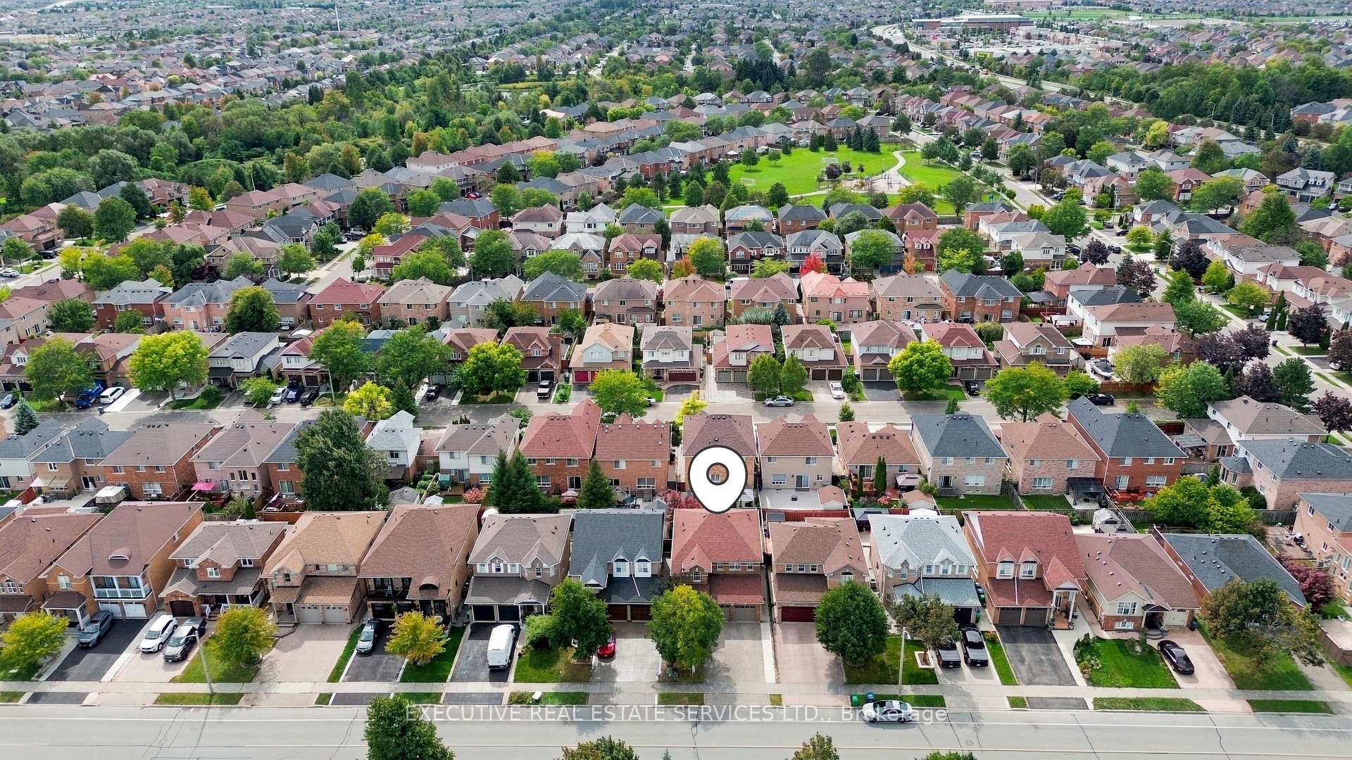Photo 49 of 184 Queen Mary Drive, Brampton, Fletcher's Meadow — HOMEH