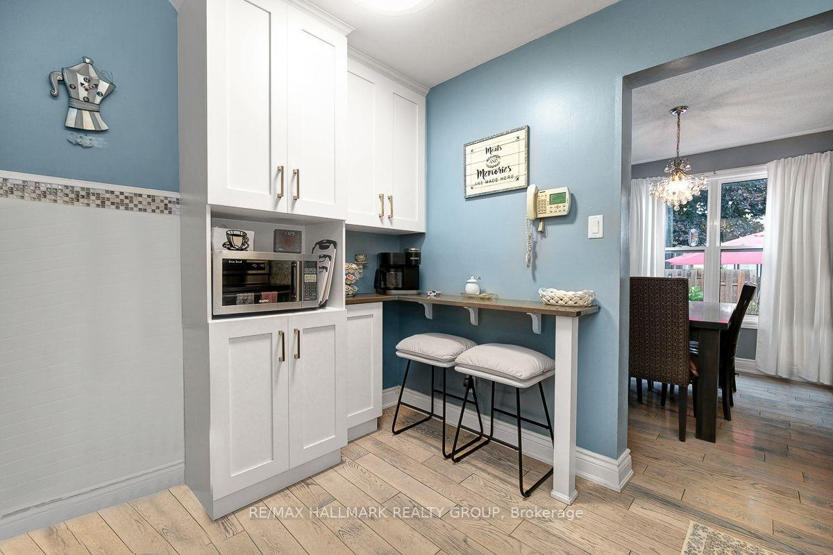 Photo 10 of 295 Kennedy Lane E, Ottawa, Bilberry Creek/Queenswood Heights — HOMEH