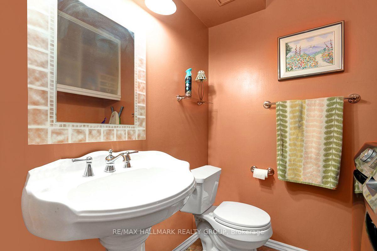 Photo 21 of 295 Kennedy Lane E, Ottawa, Bilberry Creek/Queenswood Heights — HOMEH
