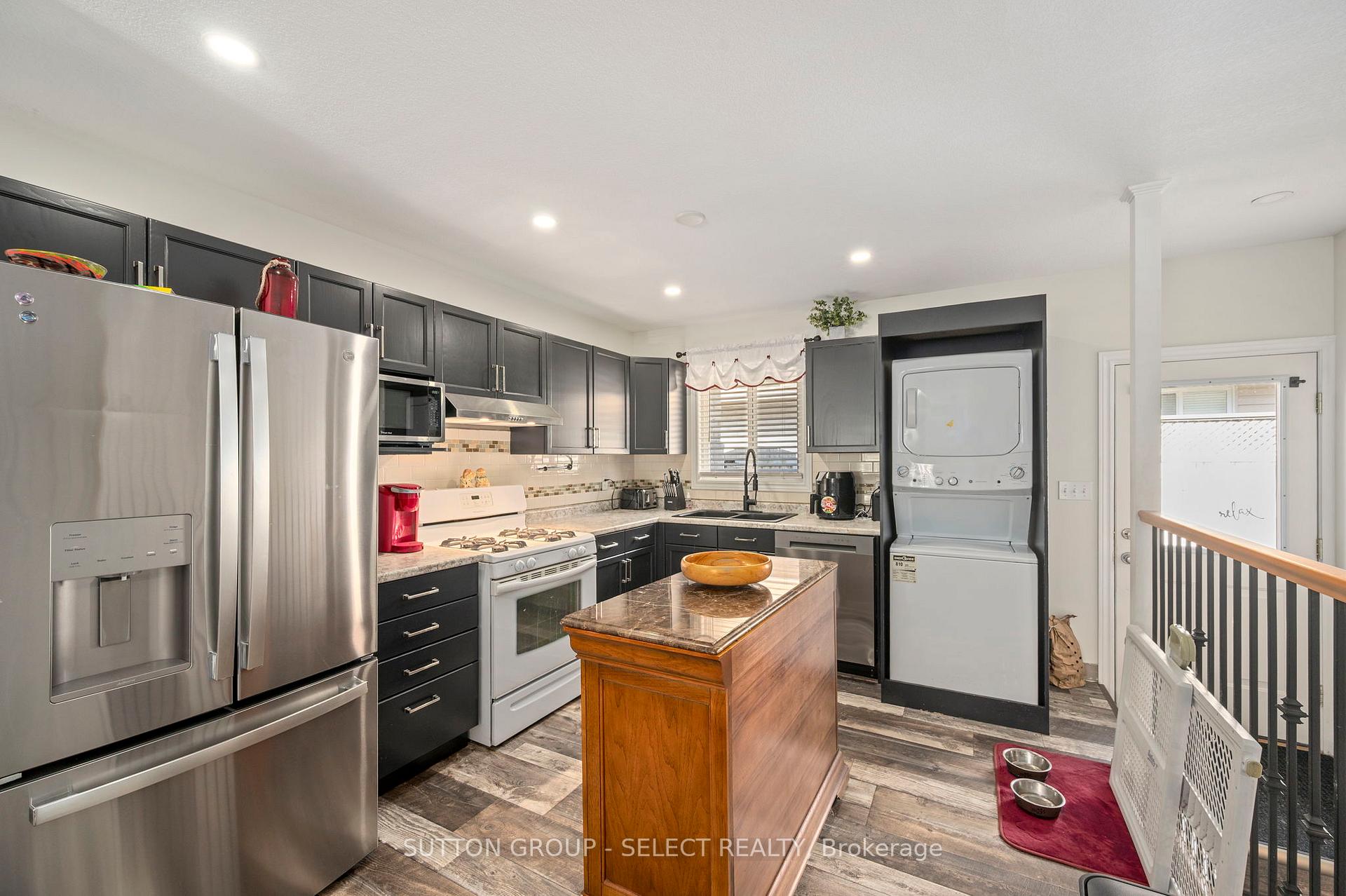 Photo 9 of 51 Greenway Boulevard, St. Thomas — HOMEH