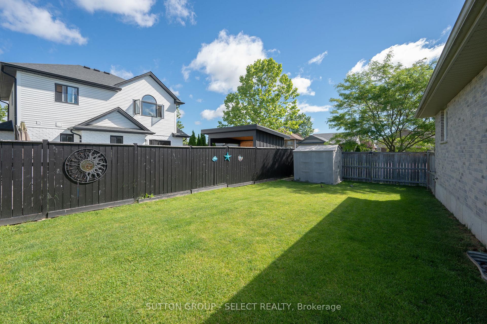 Photo 23 of 51 Greenway Boulevard, St. Thomas — HOMEH