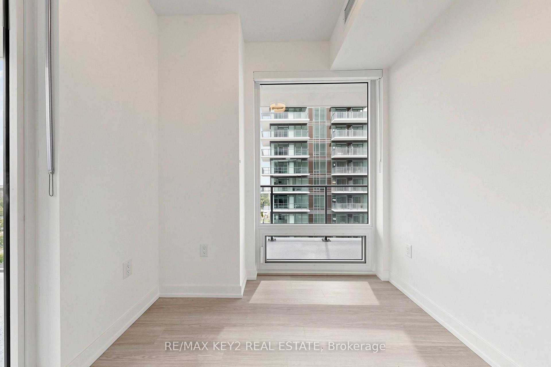 Photo 14 of Unit 2004, 4010 Eglinton Avenue W, Etobicoke, Humber Heights — HOMEH