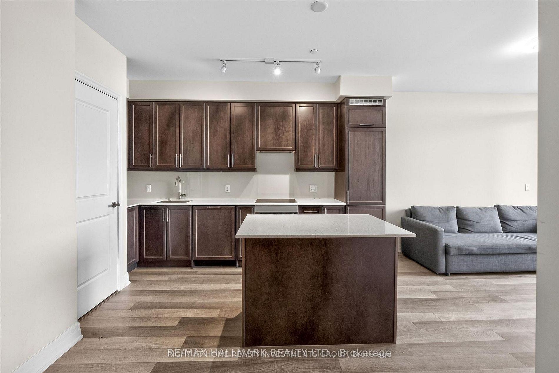 Photo 4 of Unit 219, 9085 Jane Street, Vaughan, Concord — HOMEH