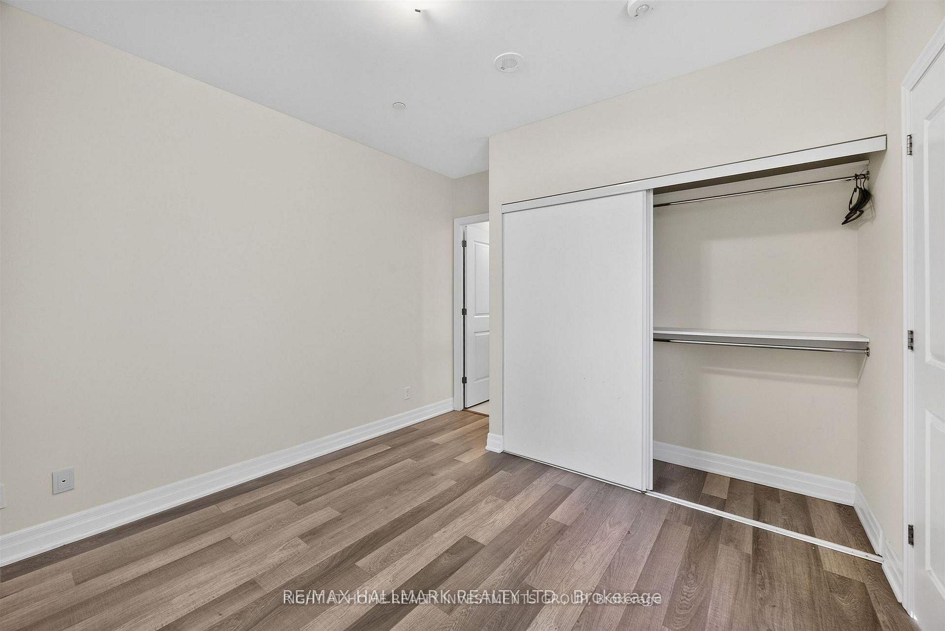 Photo 7 of Unit 219, 9085 Jane Street, Vaughan, Concord — HOMEH