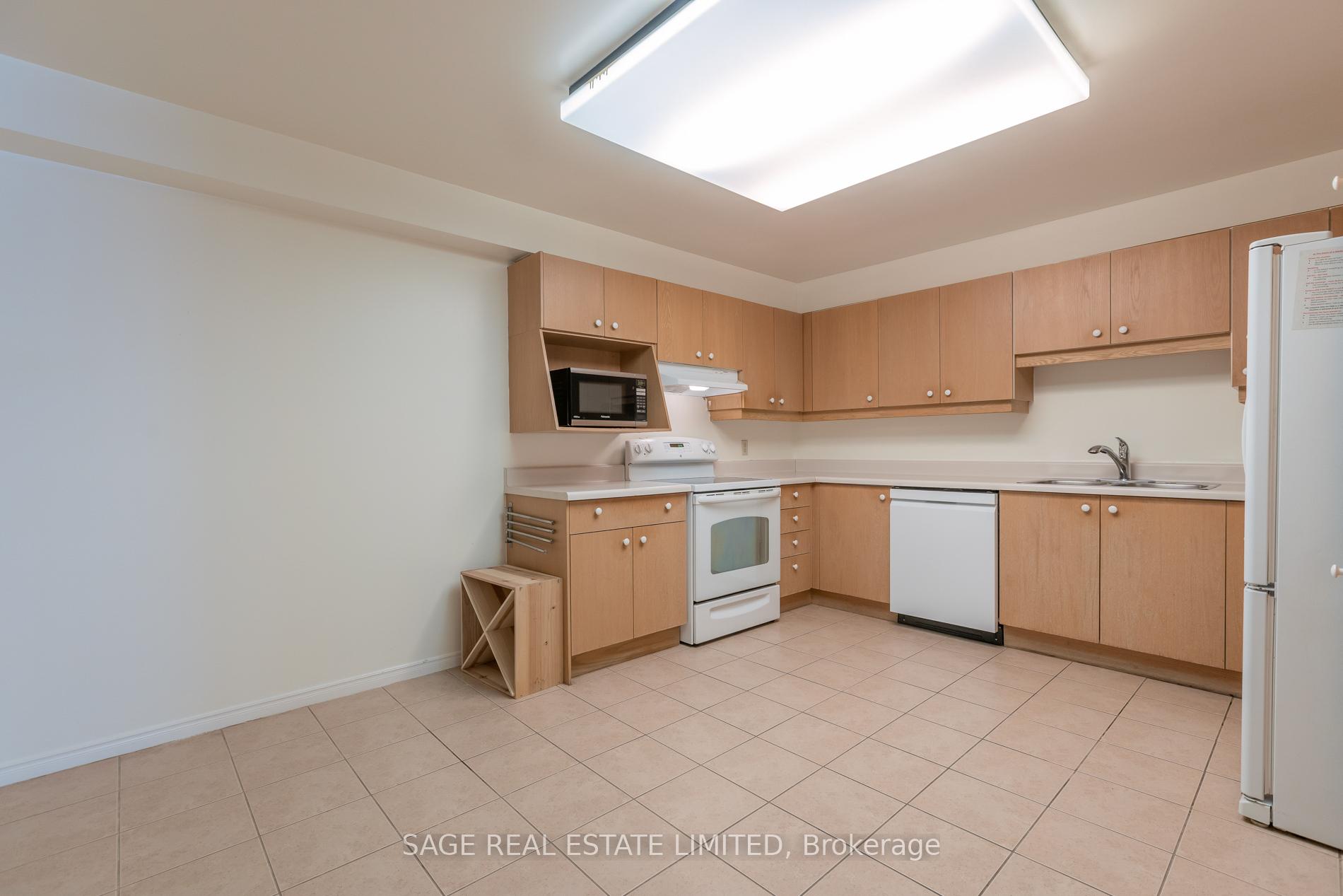 Photo 9 of Unit 302, 25 George Street, Toronto, Moss Park — HOMEH
