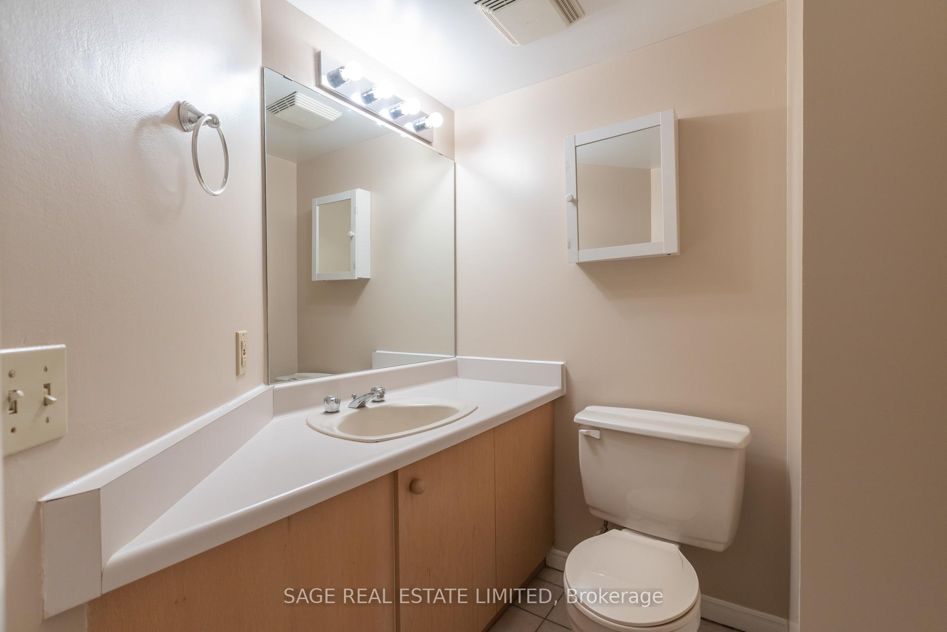 Photo 19 of Unit 302, 25 George Street, Toronto, Moss Park — HOMEH