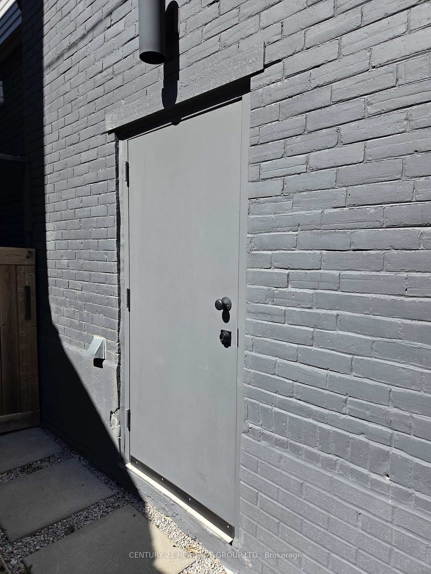 Photo 3 of Unit Lower Level, 60 Fuller Avenue, Toronto, Roncesvalles — HOMEH