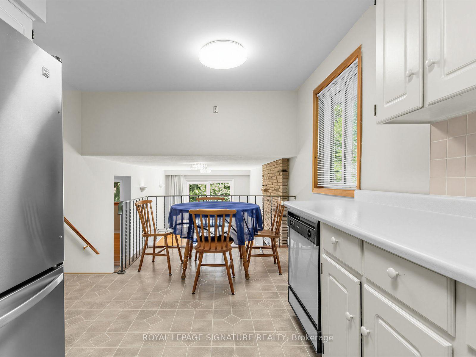 Photo 13 of 162 Bathgate Drive, Scarborough, Centennial Scarborough — HOMEH