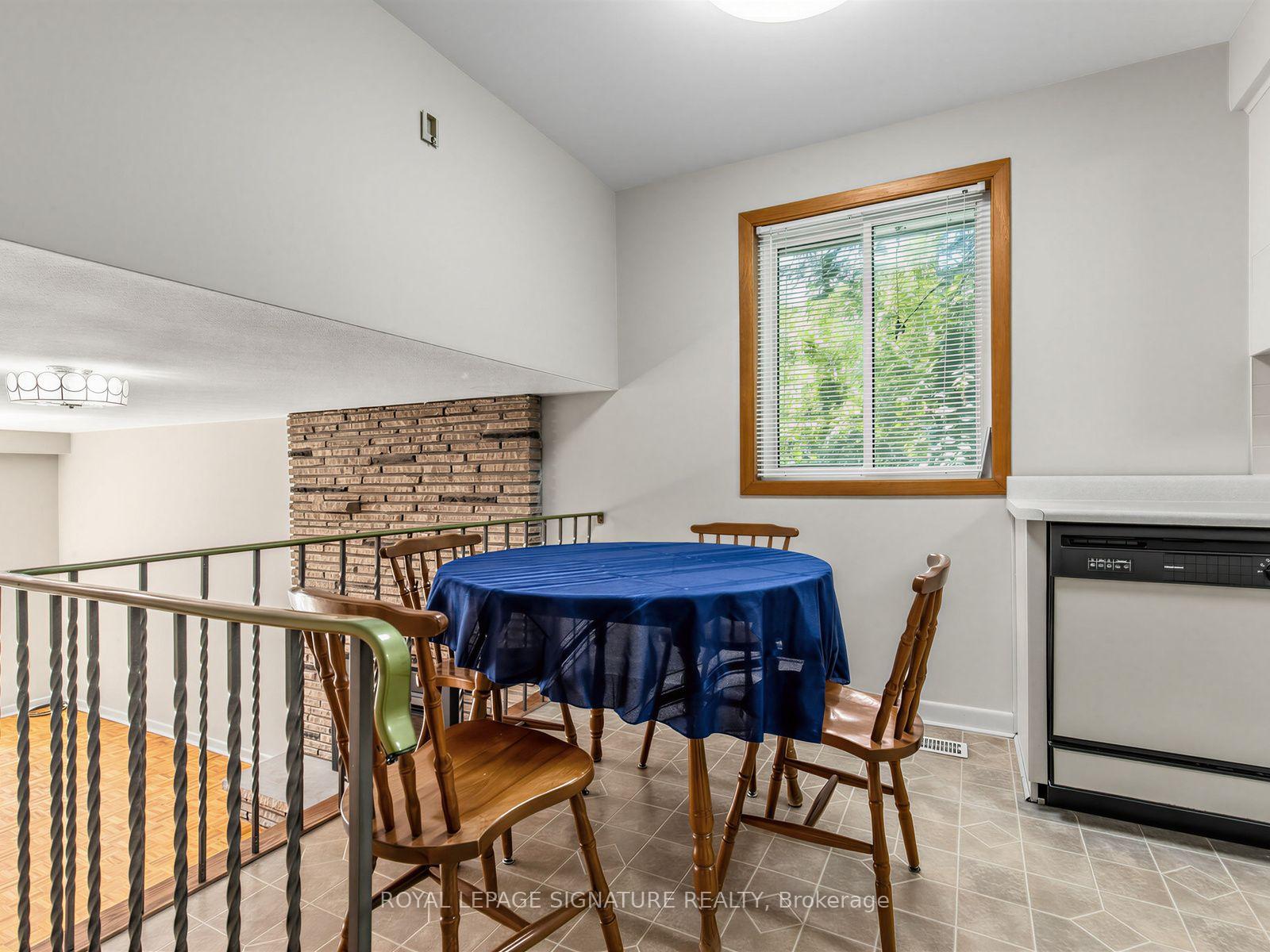 Photo 14 of 162 Bathgate Drive, Scarborough, Centennial Scarborough — HOMEH