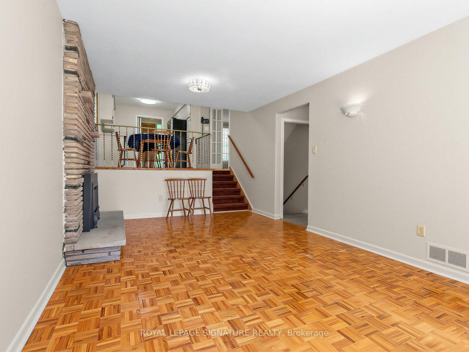 Photo 18 of 162 Bathgate Drive, Scarborough, Centennial Scarborough — HOMEH