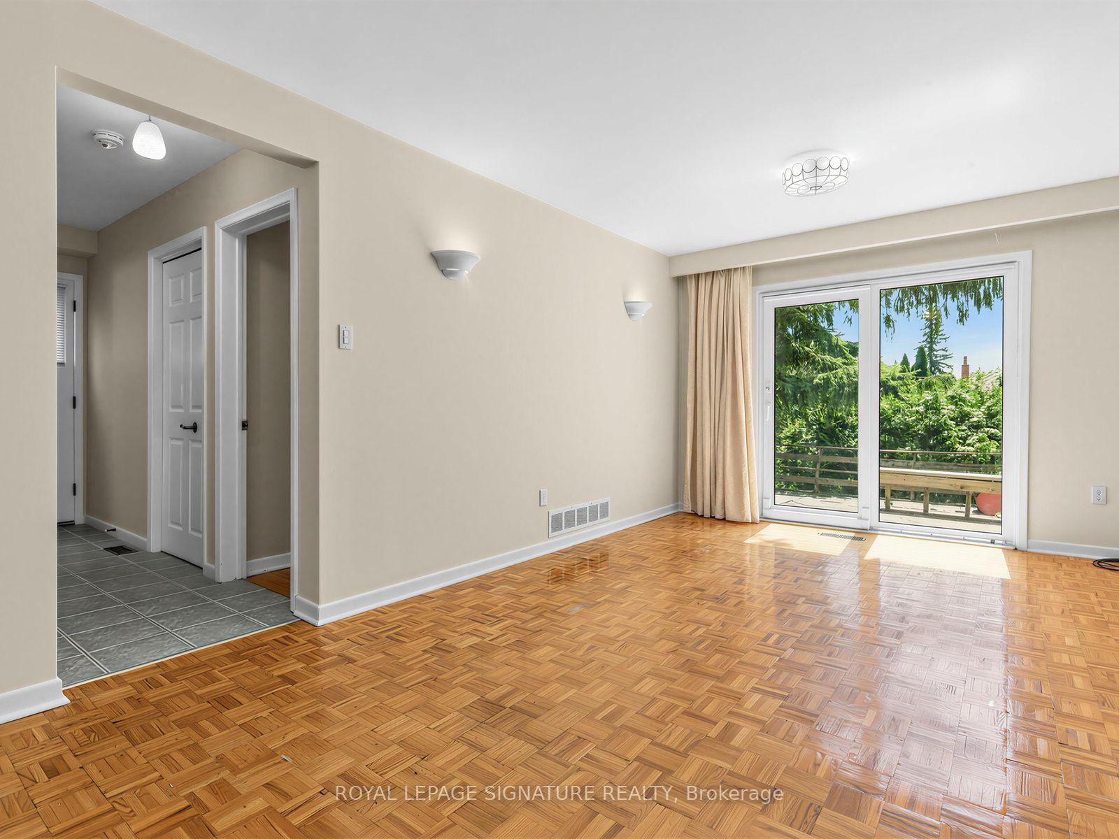 Photo 19 of 162 Bathgate Drive, Scarborough, Centennial Scarborough — HOMEH