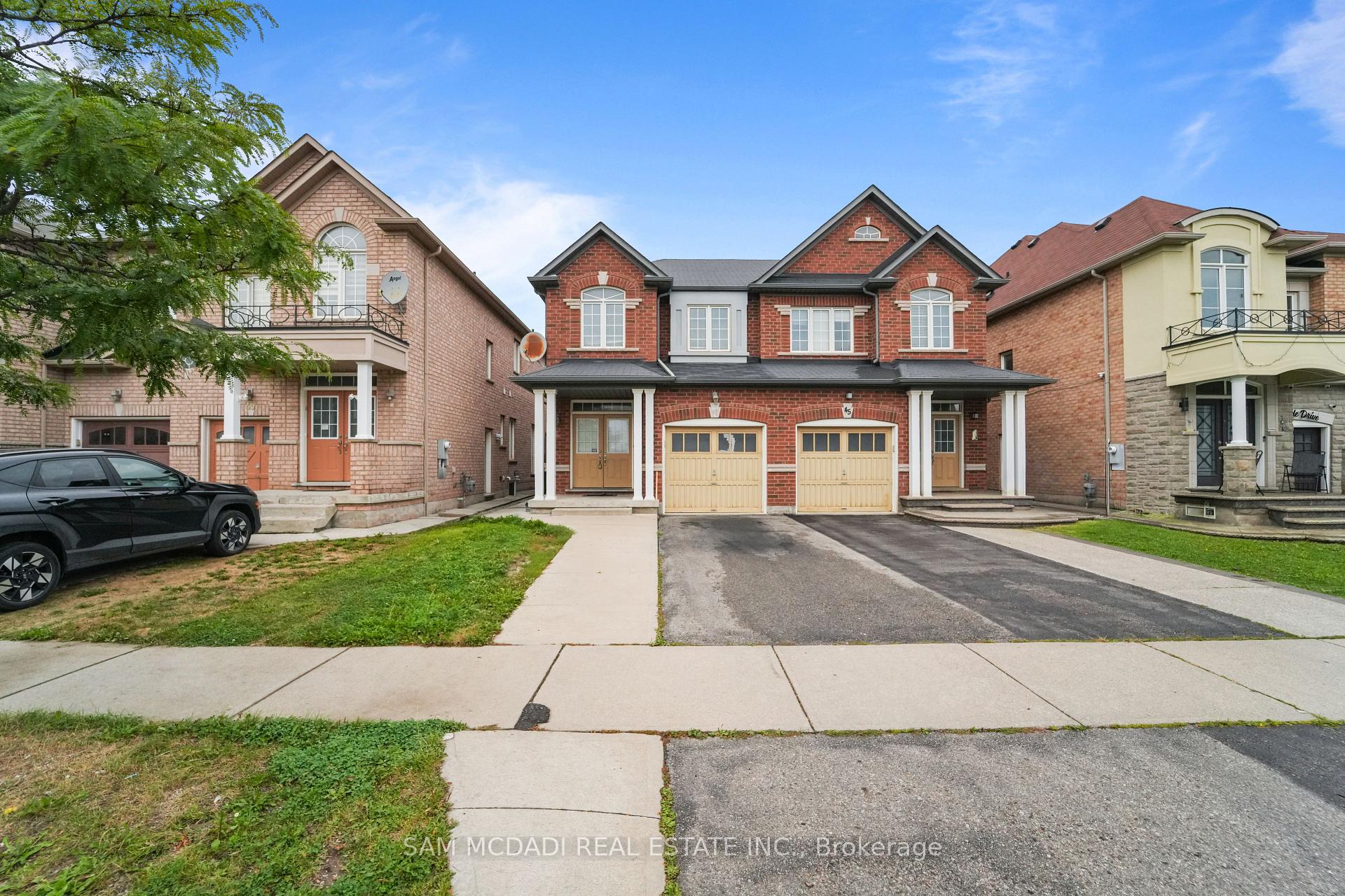 Photo 2 of 47 Interlude Drive, Brampton, Credit Valley — HOMEH