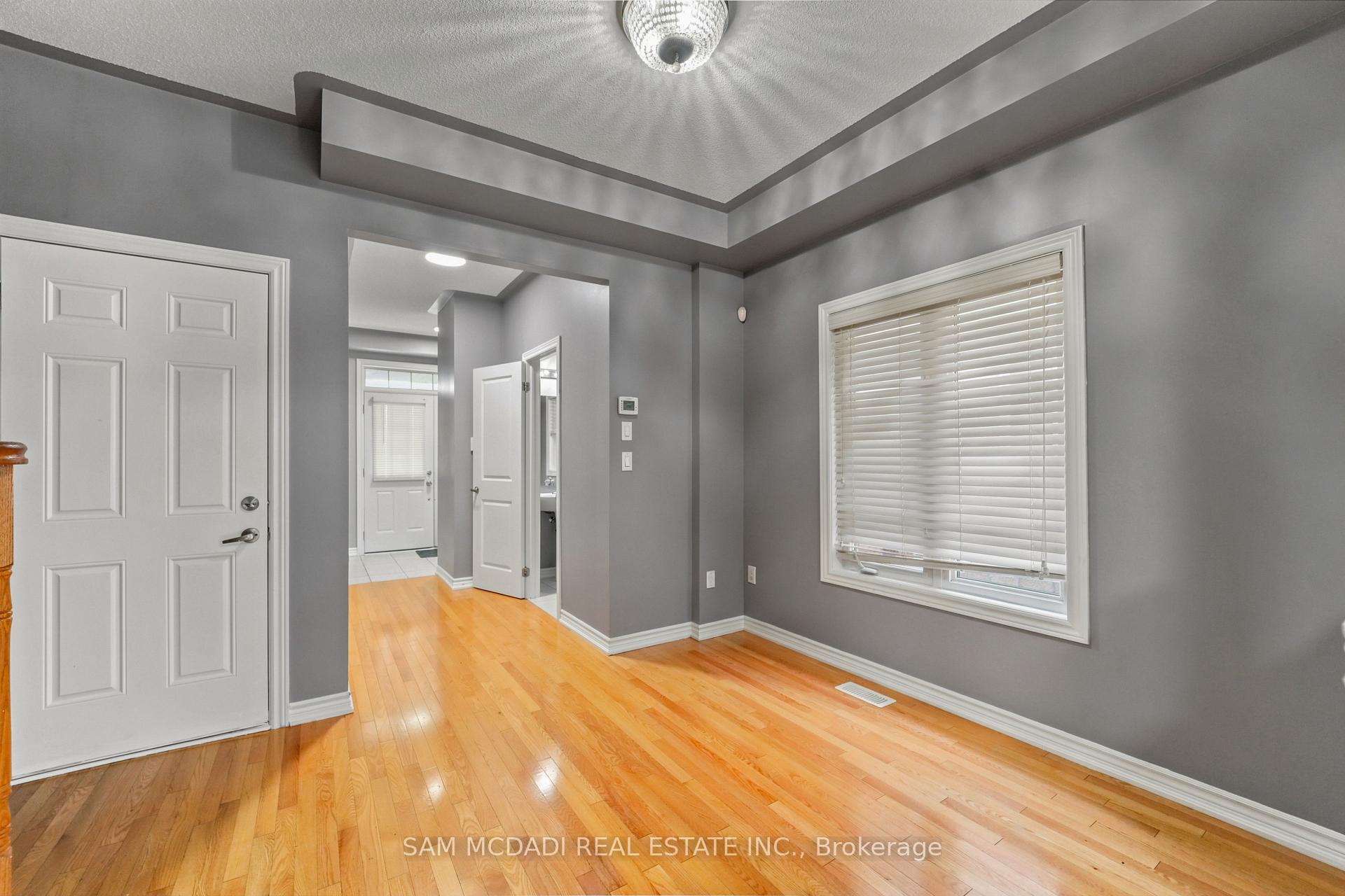 Photo 7 of 47 Interlude Drive, Brampton, Credit Valley — HOMEH