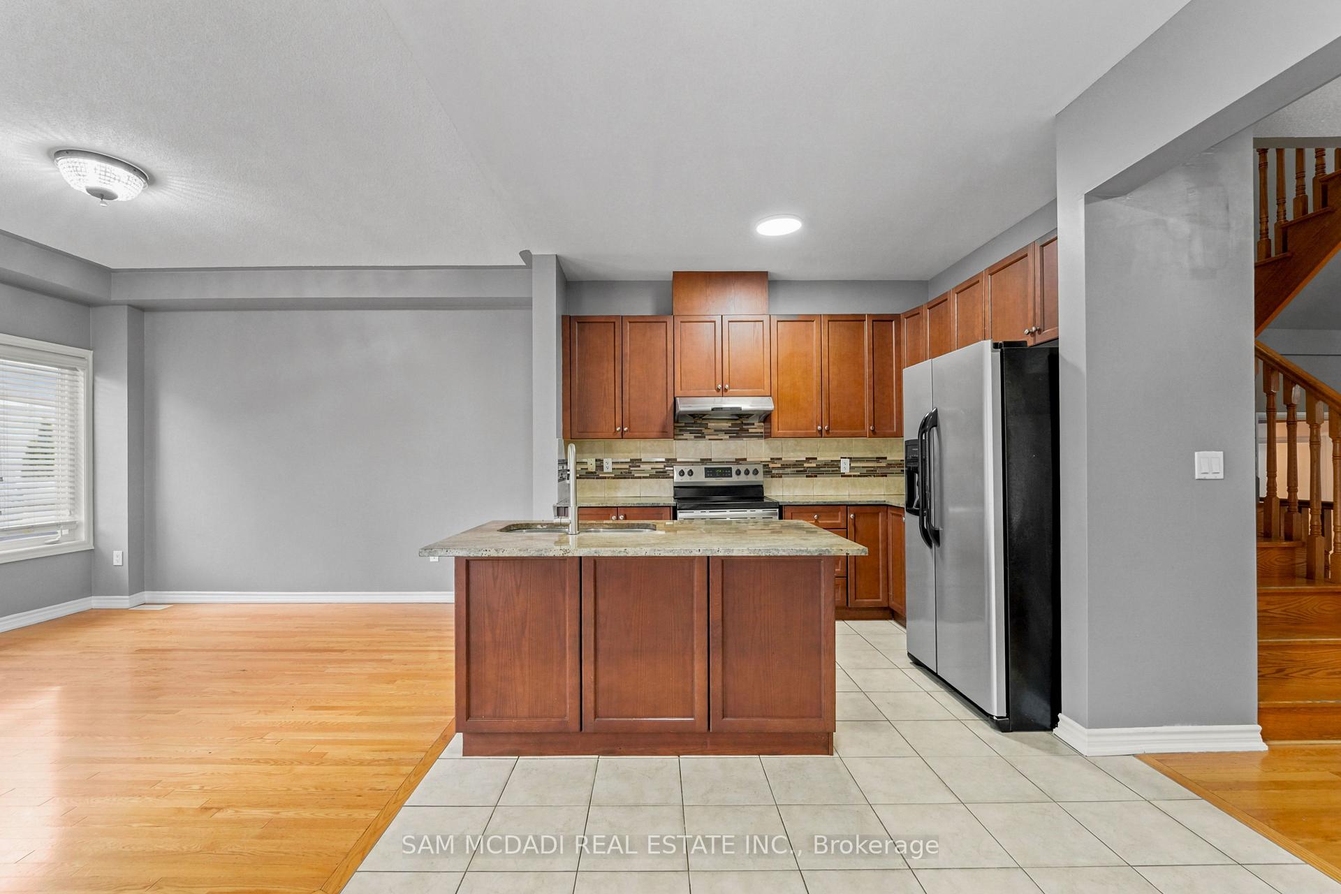 Photo 10 of 47 Interlude Drive, Brampton, Credit Valley — HOMEH