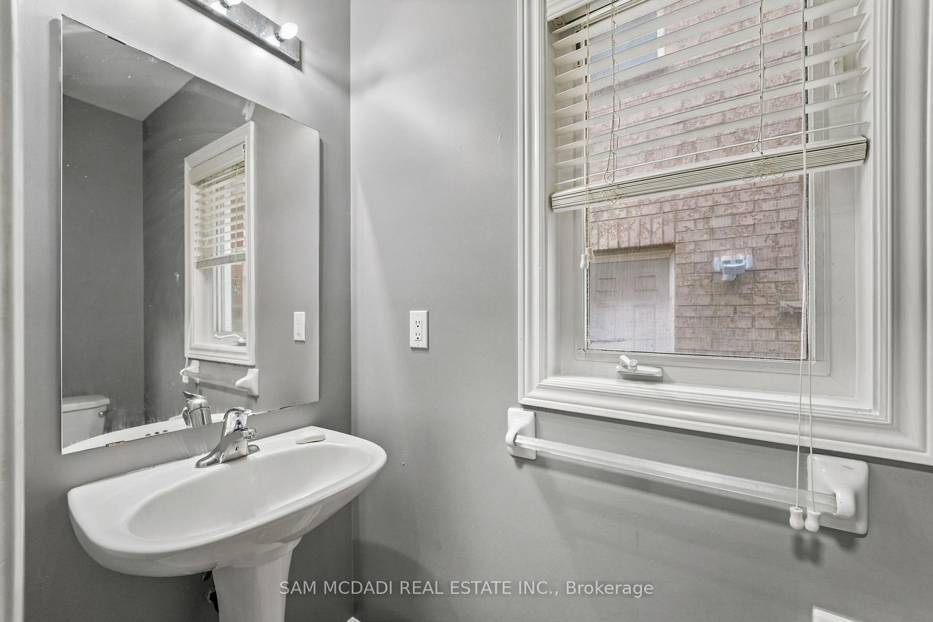 Photo 17 of 47 Interlude Drive, Brampton, Credit Valley — HOMEH