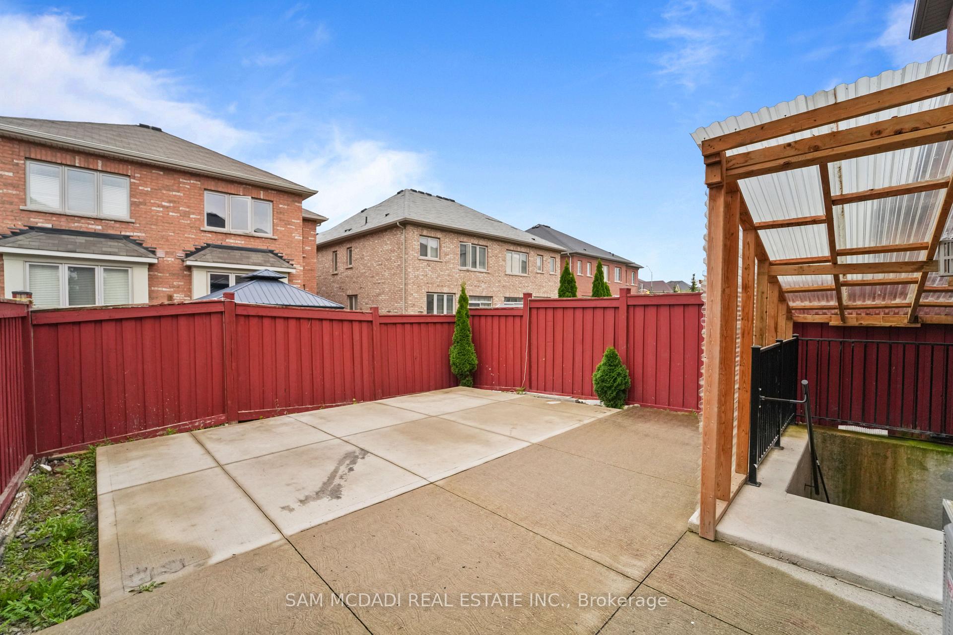 Photo 31 of 47 Interlude Drive, Brampton, Credit Valley — HOMEH