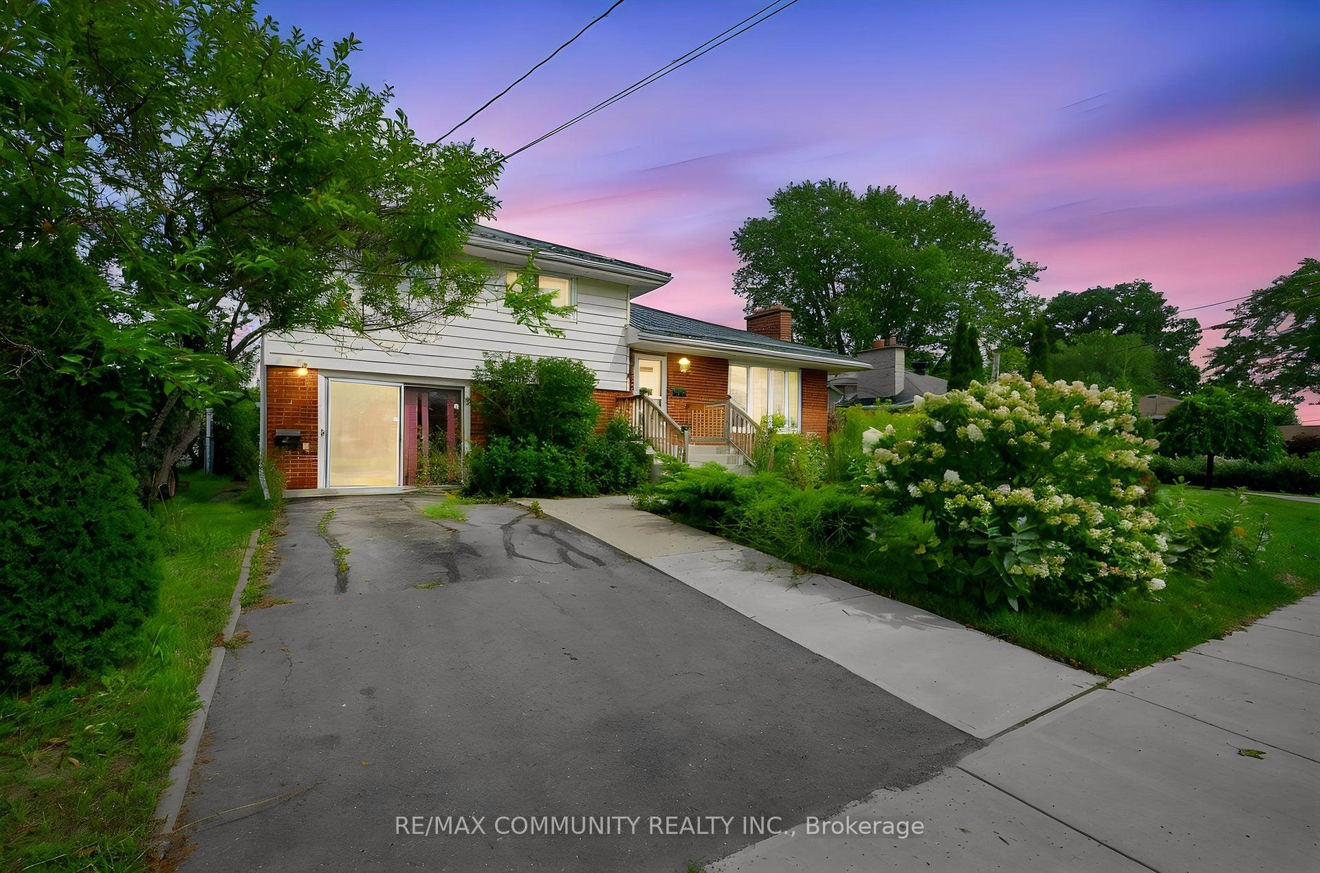 Photo 1 of Unit 7, 123 Rollins Drive, Belleville, Belleville Ward — HOMEH