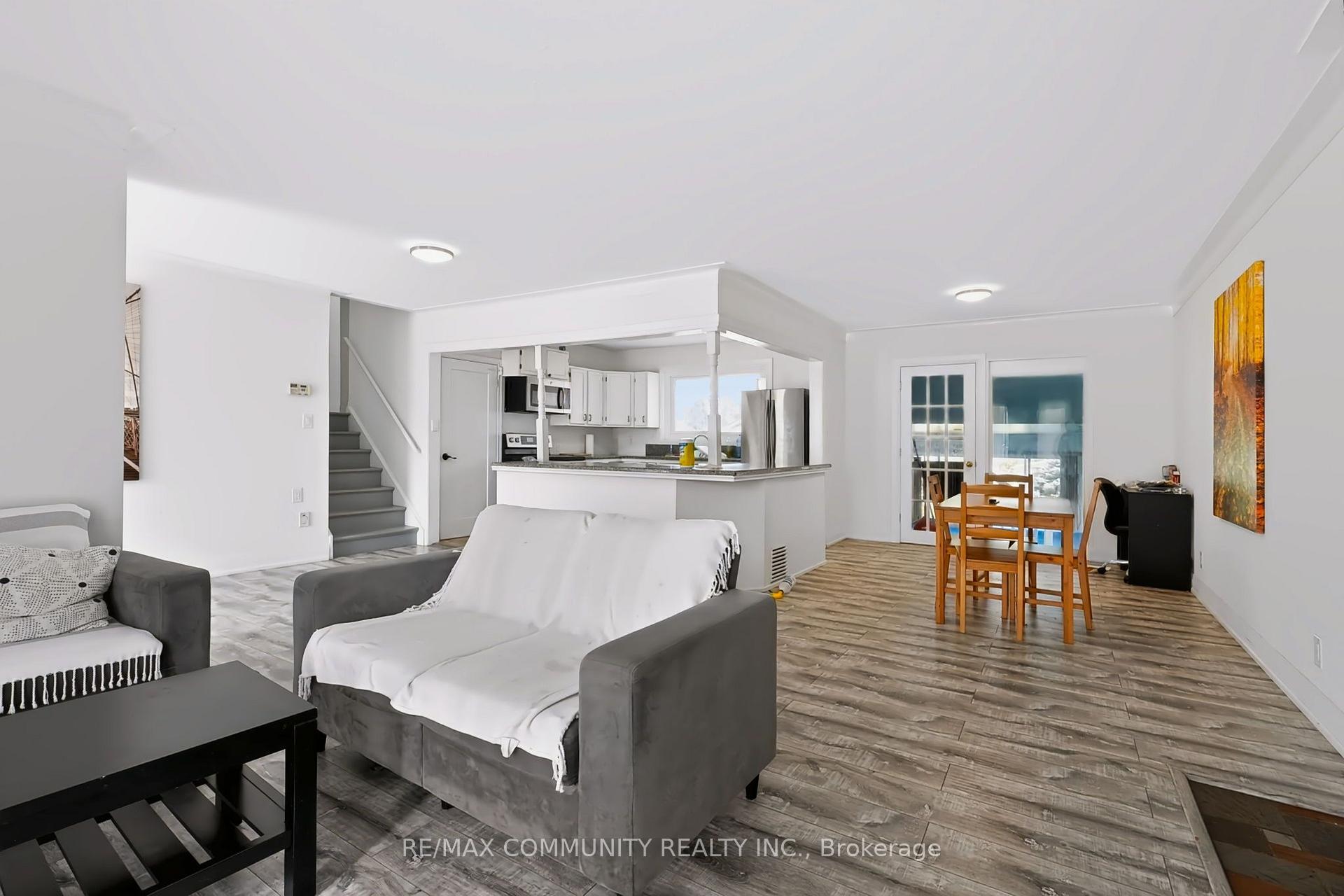 Photo 8 of Unit 7, 123 Rollins Drive, Belleville, Belleville Ward — HOMEH
