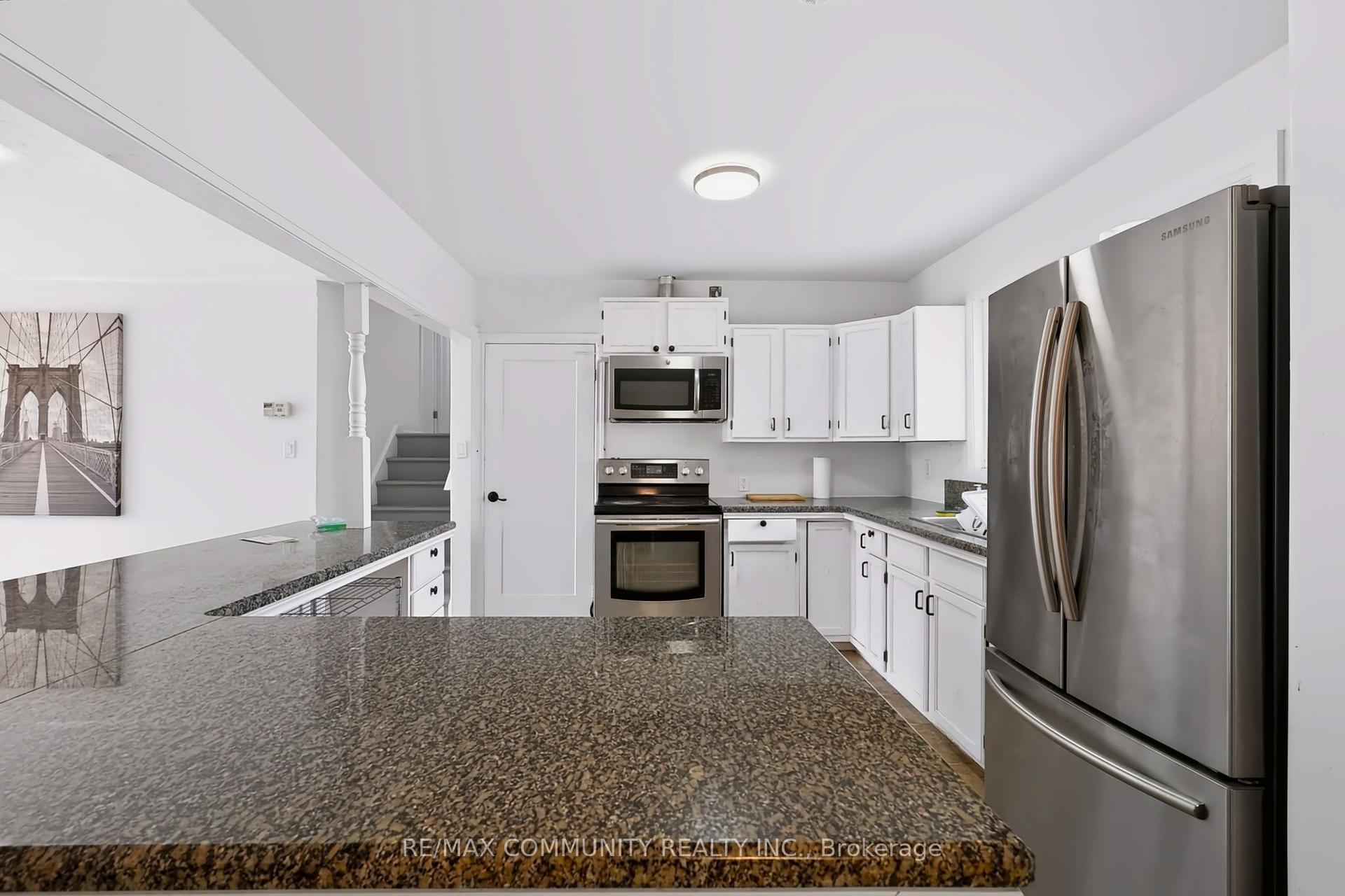 Photo 11 of Unit 7, 123 Rollins Drive, Belleville, Belleville Ward — HOMEH