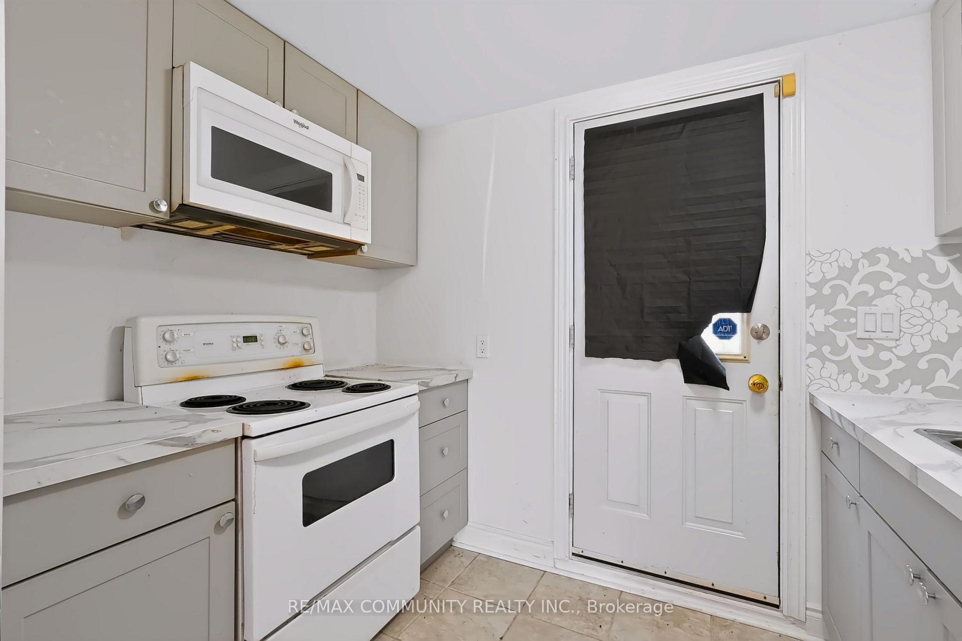 Photo 27 of Unit 7, 123 Rollins Drive, Belleville, Belleville Ward — HOMEH